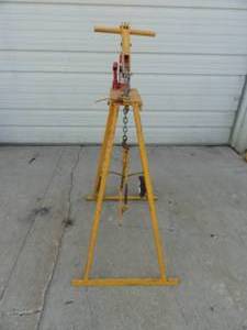 Log Lifter with 4 ton Hydraulic Jack