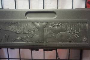 lot 50 image: Plastic Arrow Storage Case
