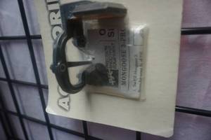 lot 89 image: PSE Mongoose 3 Prong Arrow Rest