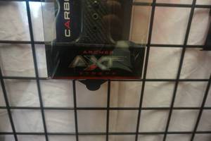lot 99 image: AXT Archery Xtreme Carbon Vapor Quiver