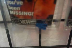 lot 116 image: 3 - Sterner Duttera Archery String Splitter String Peep Sights