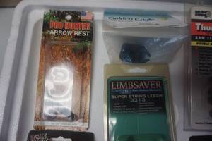 lot 130 image: Archers Bow Accessory Package