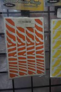 lot 148 image: 2 - Packs LVE Extreme Arrow Wrap