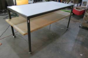 lot 46 image: Rolling RetailCommercial Table
