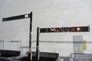 lot 50 image: Rolling Retail Clothing Display Rack