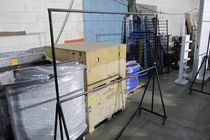 lot 51 image: Sturdy Z-Rack Rolling Clothing Rack