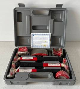 lot 11 image: Pittsburgh 7 Pc Body & Fender Set Drop Forged Fiberglass Handle NIB