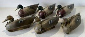 lot 75 image: Group Of 1960s- 70s Victor Majestic Hard Plastic ( Mallard ) Decoys 3 Drake ( Cracked Tails And 1 Cracked On Bottom And Missing Eyes ) 3 Females ( Missing Eyes )