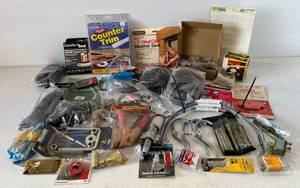lot 123 image: Group Of Misc. Auto Parts And Garage Items