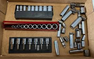 lot 184 image: Group Of Vintage Sockets Including Craftsman