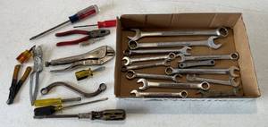 lot 188 image: Group Of Misc. Tools Including Craftsman