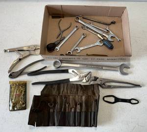 lot 190 image: Group Of Misc. Tools Including Craftsman