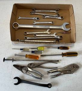 lot 193 image: Group Of Misc. Tools Including Craftsman