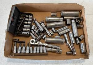 lot 207 image: Group Of Misc. Sockets 14 , 38 , 12 Including Craftsman , Sk And More