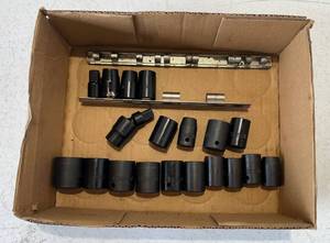 lot 219 image: Group Of Misc. Sockets Including Chrome Vanadium