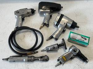 lot 235 image: Large Group Of Misc. Air Tools