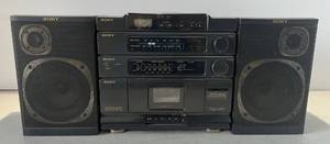 lot 270 image: Sony CFD-454 CD Player & Radio Boombox With Tape Deck And CD