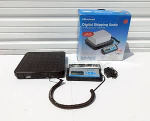lot 33 image: Brecknell PS150 Digital Shipping Scale