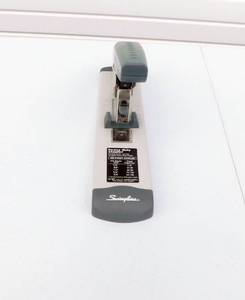 lot 35 image: Swingline Heavy Duty Stapler