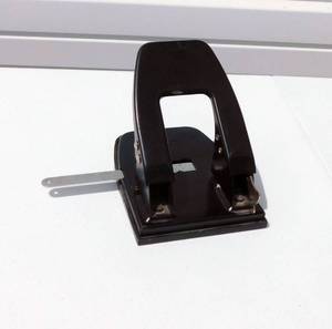 lot 37 image: 2-Hole Punch