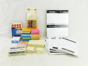 lot 78 image: Large Lot of Post-Its, Note Pads and Stickies