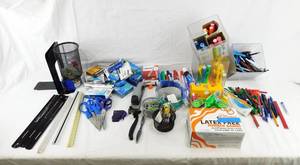 lot 106 image: Large Lot of Office Supplies