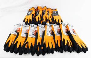 lot 114 image: Lot of 13 Ice Gripsters High Visibility Water Resistant Global Gloves