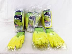 lot 115 image: Lot of 33 Memphis Gloves - Ninja Ice High Visibility