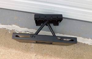 lot 10 image: Peerless SmartMount SP850 Pull-Out Wall Mount