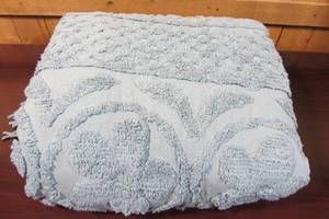 lot 9 image: Emily Floral Chenille Bedspread - Blue - King