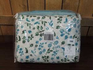 lot 14 image: Leaf Stripe Print 2-Pack Microflannel Sheet Set - Queen