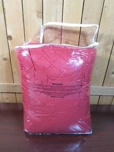 lot 39 image: Ruby Oversized Quilt - FullQueen