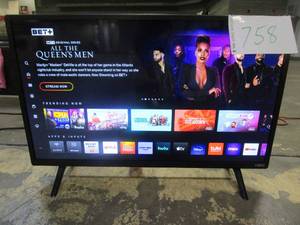 lot 758 image: VIZIO D-Series 32 Class 720p Full-Array LED HD Smart TV - D32h-J04