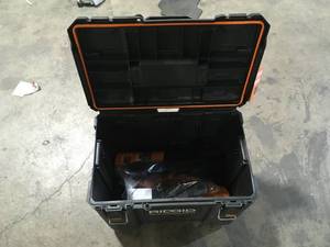 RIDGID 2.0 Pro Gear System 22 in. XL Tool Box Storage  Customer Returns See Pictures