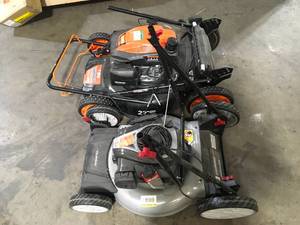 Lot of Assorted Lawn Mowers unexpected units Customer Returns See Pictures