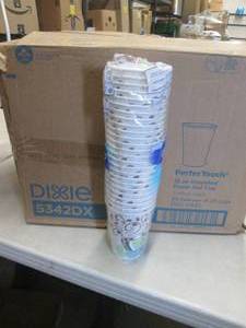 Case of 500 Dixie 12 oz Insulated P...