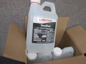 Case of 4-2L Bottles Betco VersiFec...
