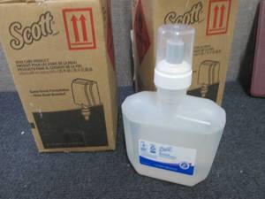 3 Cases of 2- 1.2L Scott Moisturizi...