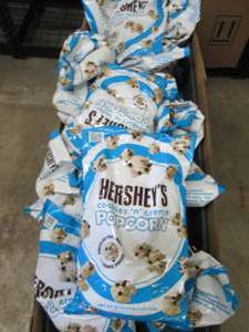 Large Lot Hersheys Cookies n Creme ...