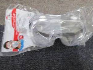 Case of 120 3M 90519-00001T Chemic...