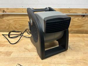 lot 74 image: LASKO 11.2 in. 3 Speeds Blower Fan in Gray with Carry Handle, Circuit Breaker, Power Outlets, High Velocity Utility Pivoting