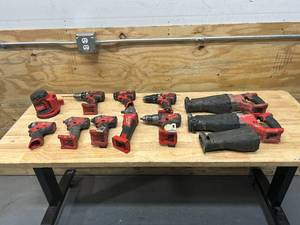 lot 79 image: MILWAUKEE Lot of M18 and M12 Tools