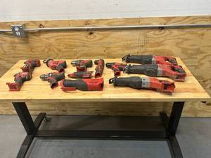 lot 80 image: MILWAUKEE Lot of M18 and M12 Tools