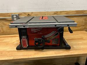 lot 26 image: MILWAUKEE M18 FUEL ONE-KEY 18-Volt Lithium-Ion Brushless Cordless 8-14 in. Table Saw (Tool-Only)