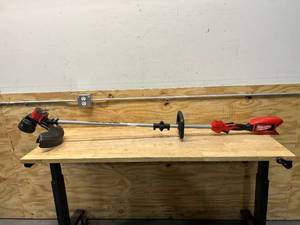 lot 37 image: MILWAUKEE M18 18V Lithium-Ion Brushless Cordless String Trimmer (Tool-Only)