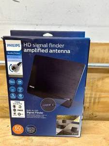 lot 38 image: PHILIPS HD Signal Finder Amplified Antenna