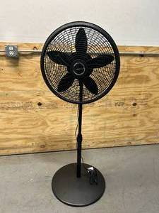 lot 39 image: LASKO 18 Height Adjustable Oscillating Fan