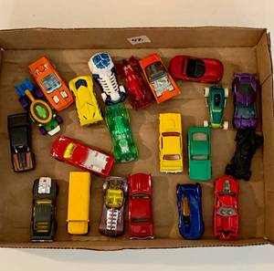 lot 47 image: 20  Hot Wheels, Matchbox type