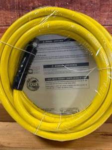 lot 53 image: Craftsman 38 x 25 Foot Professional Air Hose
