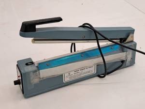 lot 588 image: Traco Super-Sealer 400W Sealer SS300H